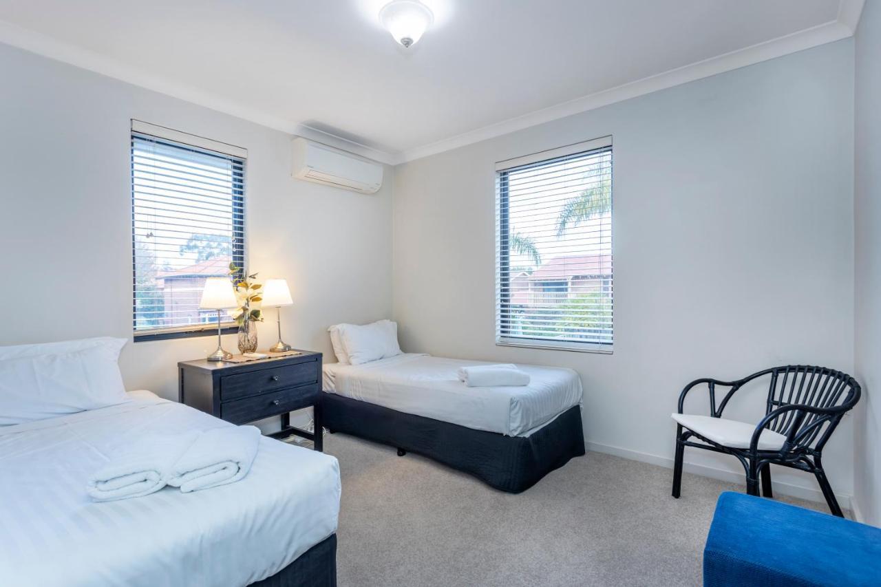 Coode Street Townhouse - Executive Escapes Villa Perth Bagian luar foto