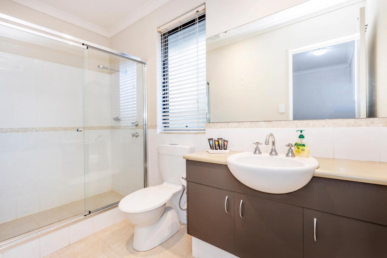 Coode Street Townhouse - Executive Escapes Villa Perth Bagian luar foto